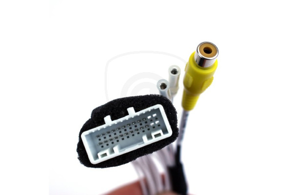 Kabelski adapter za povezivanje kamere za vožnju unatrag na monitor Toyota Touch 2 / Entune / Link