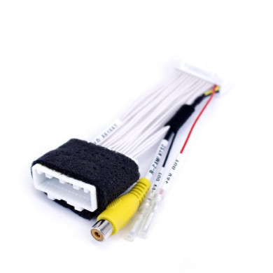 Adapter za povezivanje kamere za vožnju unatrag na monitor Mazda