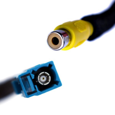 Adapter za povezivanje kamere za vožnju unatrag Fakra RCA