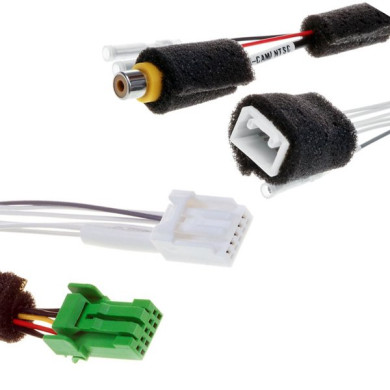 Adapter za povezivanje kamere za vožnju unatrag s monitorom Suzuki 2012 - 2021