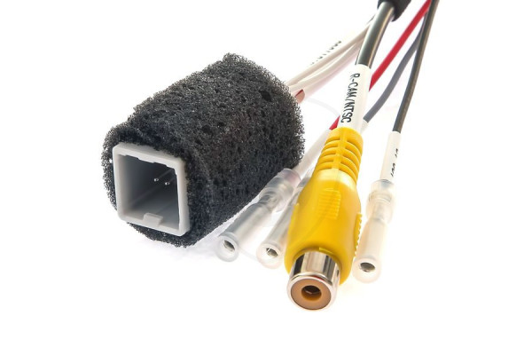 Kabelski adapter za povezivanje kamere za vožnju unatrag s monitorom Fiat i Mitsubishi 2013-2018