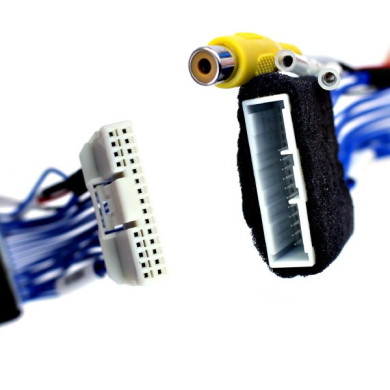 Adapter za povezivanje kamere za vožnju unatrag s monitorom Toyota MFD GEN5 i GEN6 s navigacijom