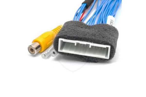 Adapter za povezivanje kamere za vožnju unatrag s monitorom Toyota MFD GEN5 i GEN6 s navigacijom