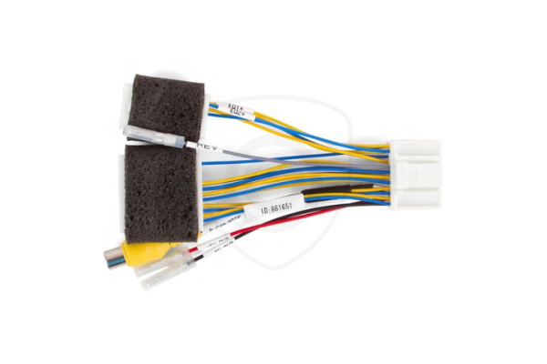 Adapter za povezivanje kamere za vožnju unatrag s monitorom Nissan