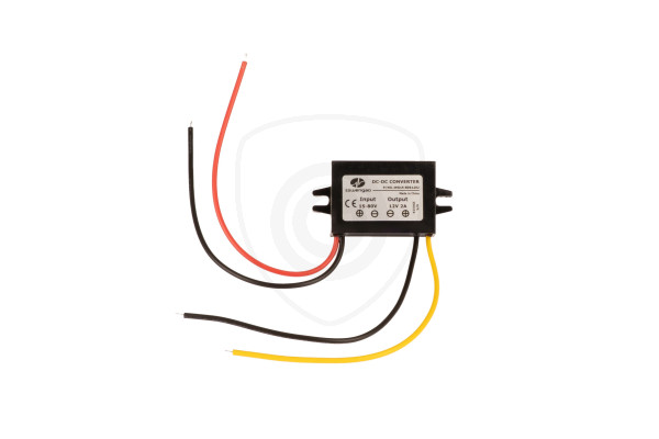 Pretvarač napona s 15-80V na 12V za kamere za vožnju unatrag
