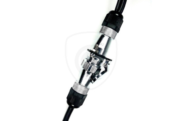 Fleksibilni 4-PIN adapter za povezivanje kamera s prikolicom ili poluprikolicom