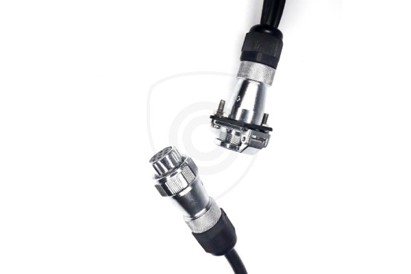 Fleksibilni 4-PIN adapter za povezivanje kamera s prikolicom ili poluprikolicom