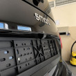 Kamera za vožnju unatrag za automobil u srebrnoj, bijeloj i crnoj boji