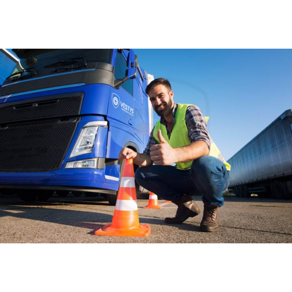 Ako bezpečnejšie cúvať s kamiónom, ktorý má náves